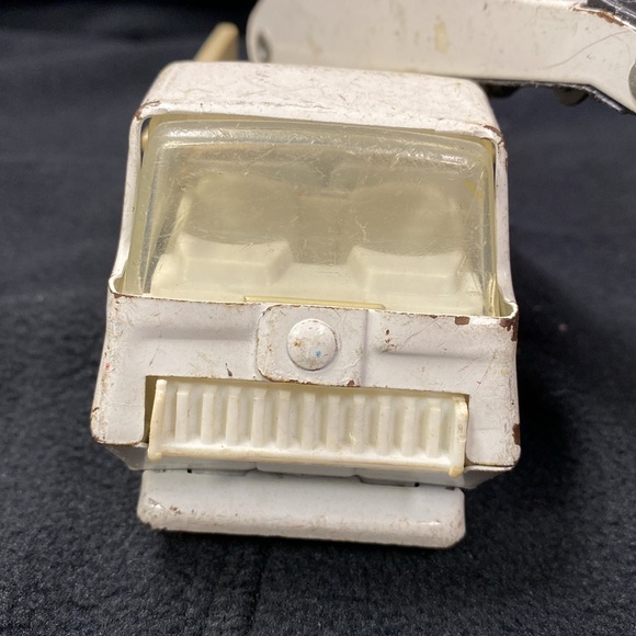 Tonka Vintage Bell System Lineman Bucket Truck 55010 used /played with - Picture 4 of 10